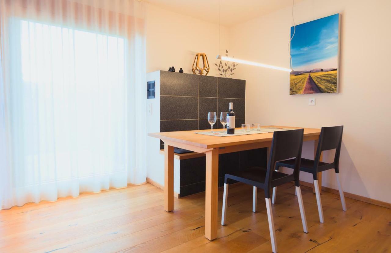 Chalet Alpenrose 134Qm Am Golfplatz اوبرستوفن المظهر الخارجي الصورة
